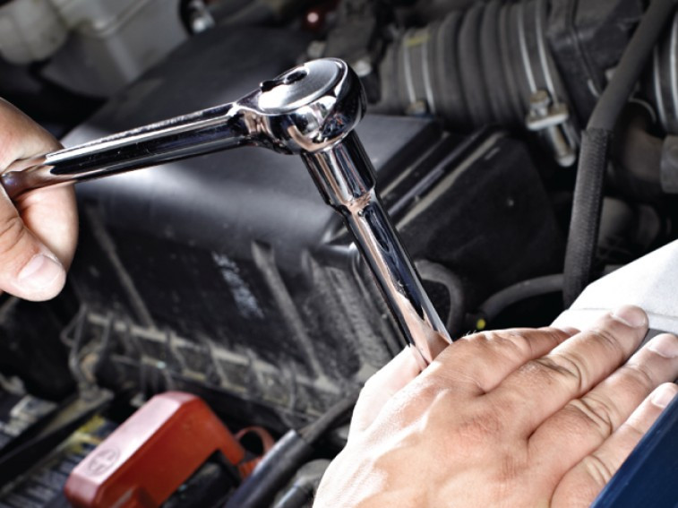 Risky used car repairs that you should never attempt yourself